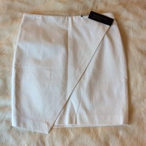 {Banana Republic} NWT White Sloan Pencil Skirt